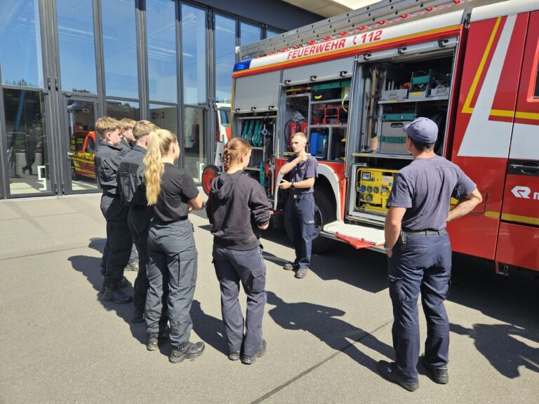 08 2025 Ausbildung Polizei Feuerwehr 26