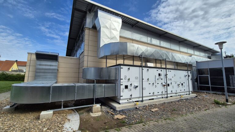 Bodelandhalle ruestet auf 01