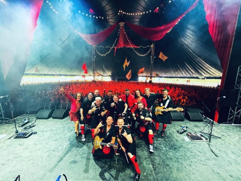 red hot chilli pipers