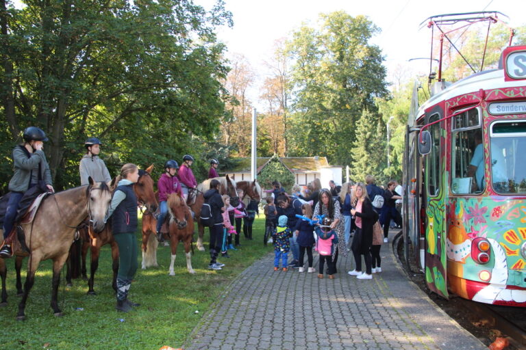 KindertagBahnPferde