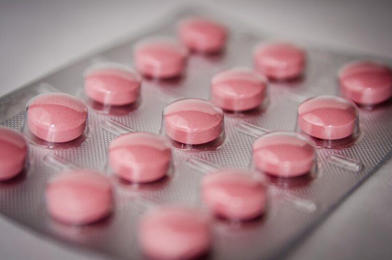 medicine 257349 1280