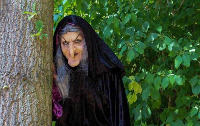 witch 3693374 1280
