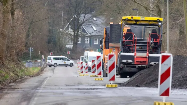 241726778 1708527571 v16 9 1200