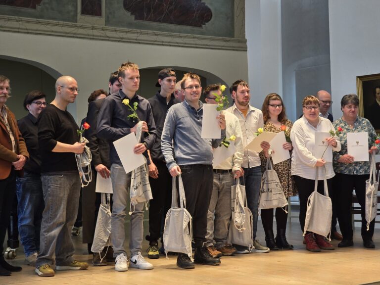 Die Absolventinnen und Absolventen 2025 des BBB der WfbM in Neinstedt Foto B.Weinhold ESN