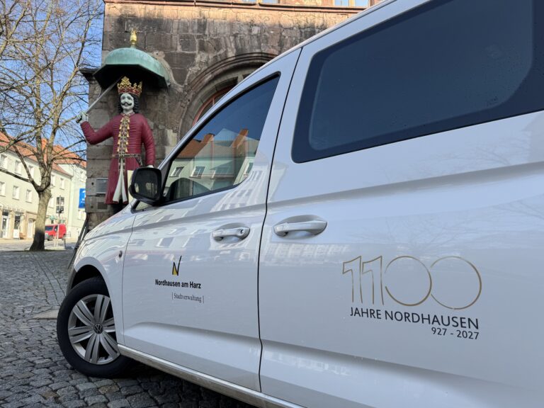 03 2026 Staaedtische Dienstfahrzeuge als Markenbotschafter