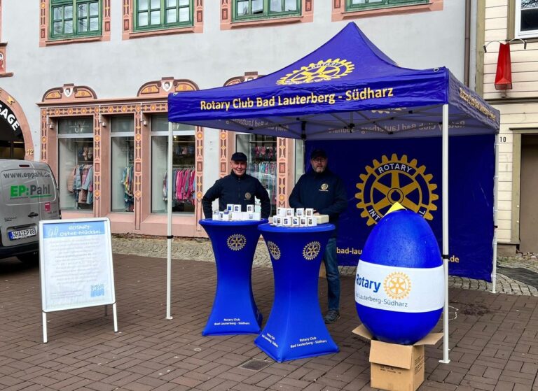 Gluecksei Verkaufsstand Rotary. Foto privat Fred Pahl