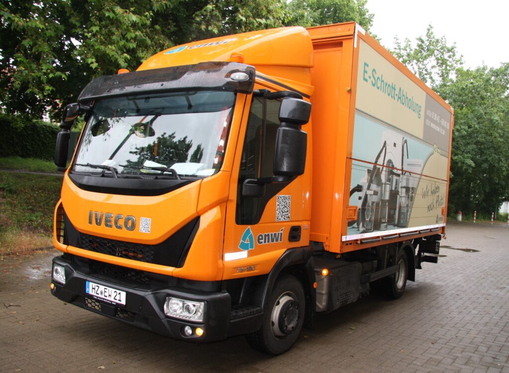 LKW fuer die Einsammlung von elektrischen Altgeraeten