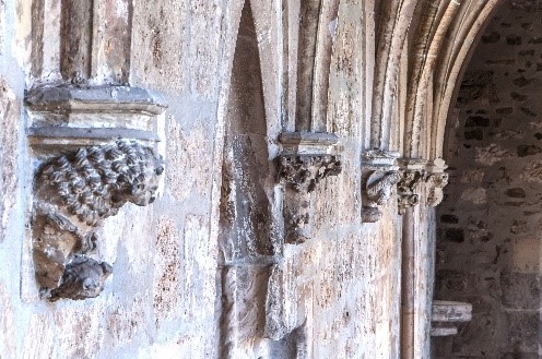 Bauschmuck Kreuzgang © ZisterzienserMuseum Kloster Walkenried