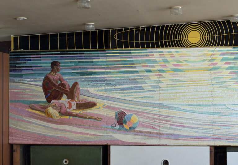 DSC 8959 Holger Wegener Ausschnitt Mosaik Stadtcafe