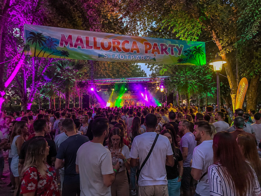 Am Samstag fand im Kurpark von Osterode die erste Ausgabe von "Malle im Park" statt