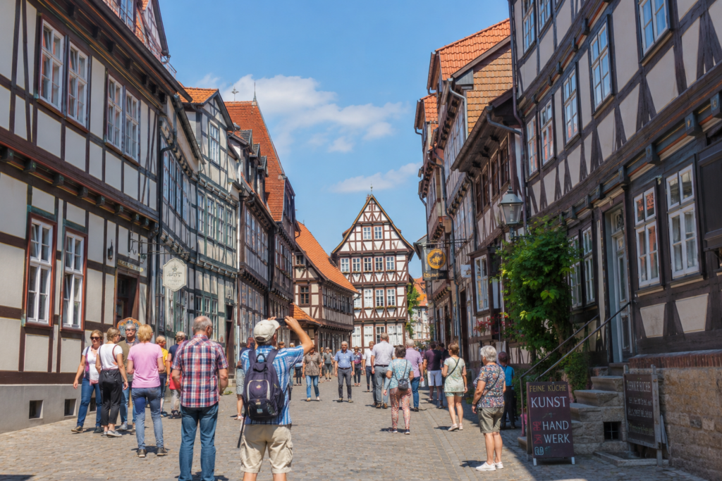 Quedlinburg zählt als Sehenswürdigkeit zu den schönsten Altstädten Deutschlands – und das völlig zu Recht.