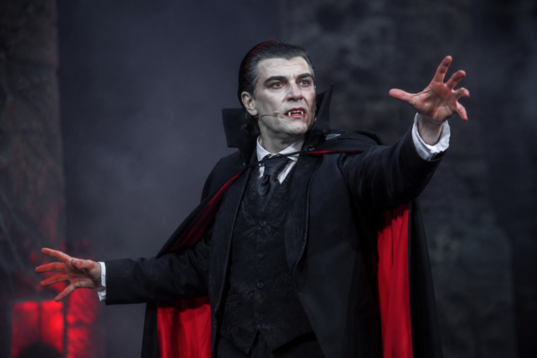 Die Freilichtbühne in Stolberg zeigt am kommenden Wochenende eine erfrischende Vampirkomödie
