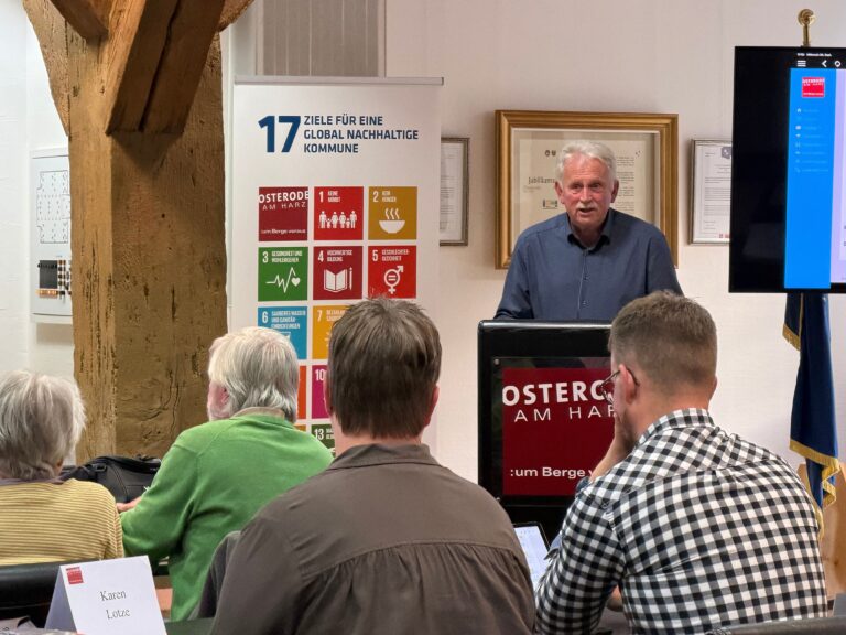 Ratssitzung Ratsvorsitzender Frank Koch